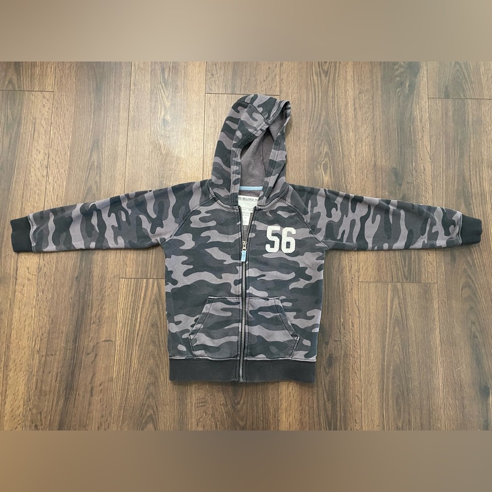 Boy’s Carter’s Grey Camo Zipup Hoodie Sweatshirt 7